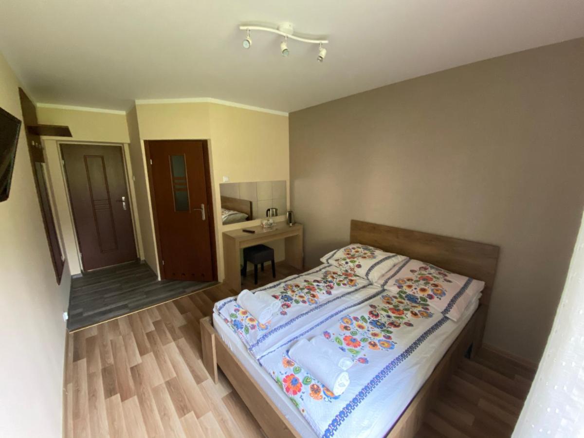 Pokoje Goscinne City Освиенцим Екстериор снимка