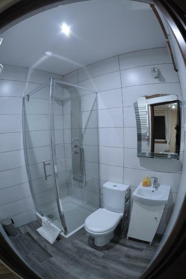 Pokoje Goscinne City Освиенцим Екстериор снимка
